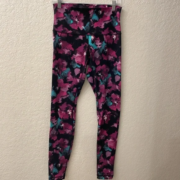 Lululemon Wunder Under Pant (Hi-Rise) 31" inseam, Size 10 - Picture 5 of 10